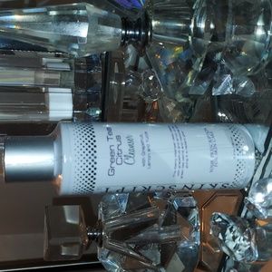 Skin secrets green tea & citrus cleanser (New * sealed)